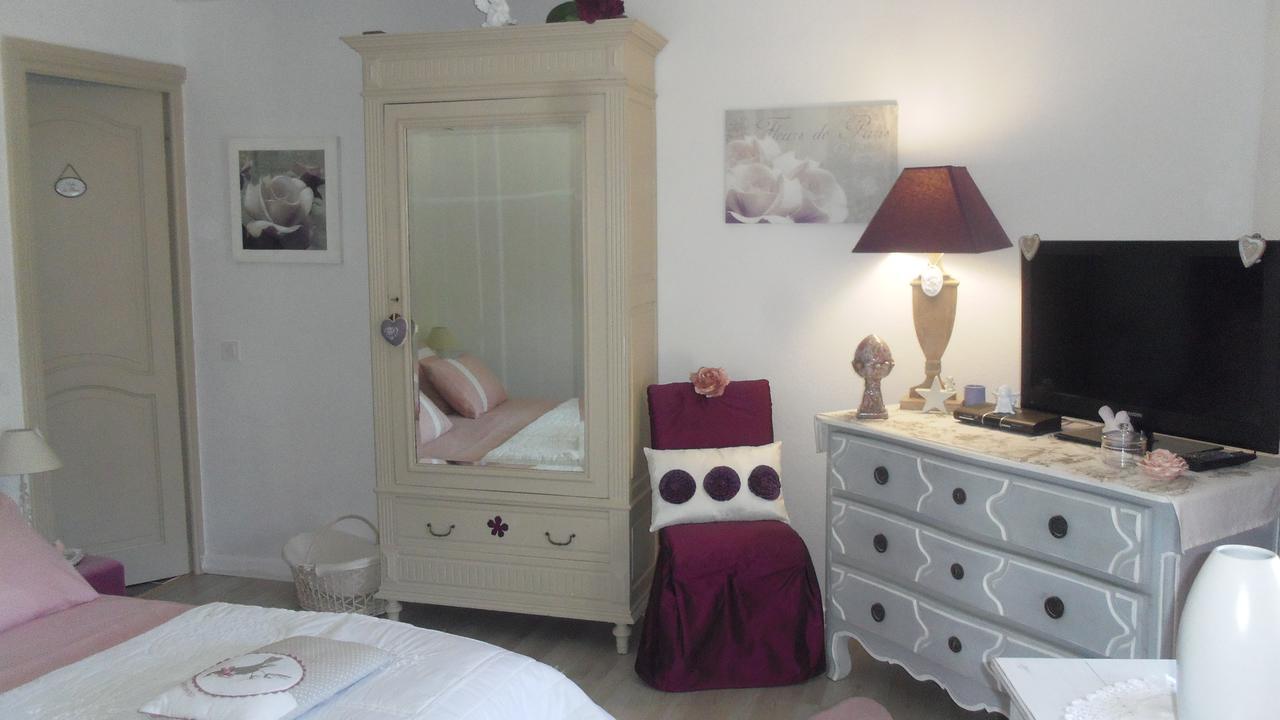 Bed and Breakfast Mas De L'Air - Maison De Charme Noves Exterior foto