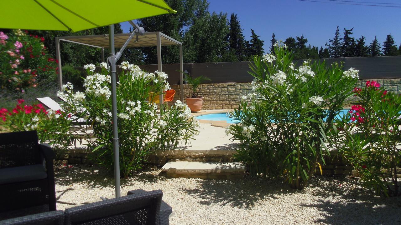 Bed and Breakfast Mas De L'Air - Maison De Charme Noves Exterior foto